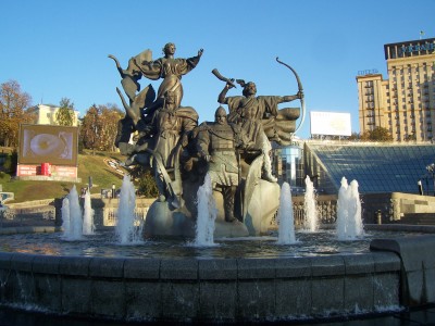 Kyiv founders monument on Khreshatic